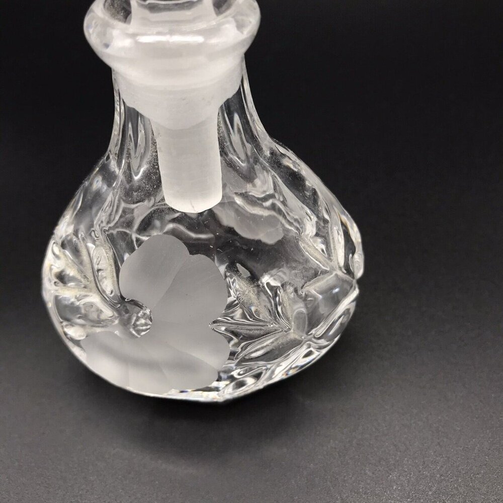 Vintage Clear Glass Perfume Bottle Czech Republic Princess House Frosted Flower - Picture 2 of 10